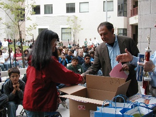 2006